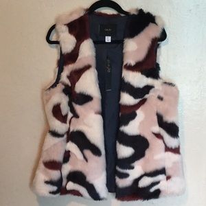 Leyla faux fur vest